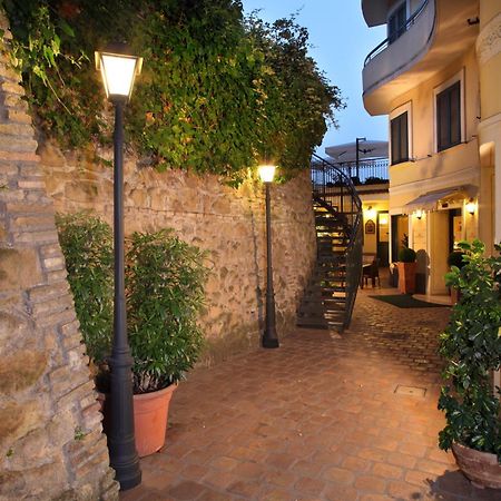 רומא Hotel Alessandrino מראה חיצוני תמונה